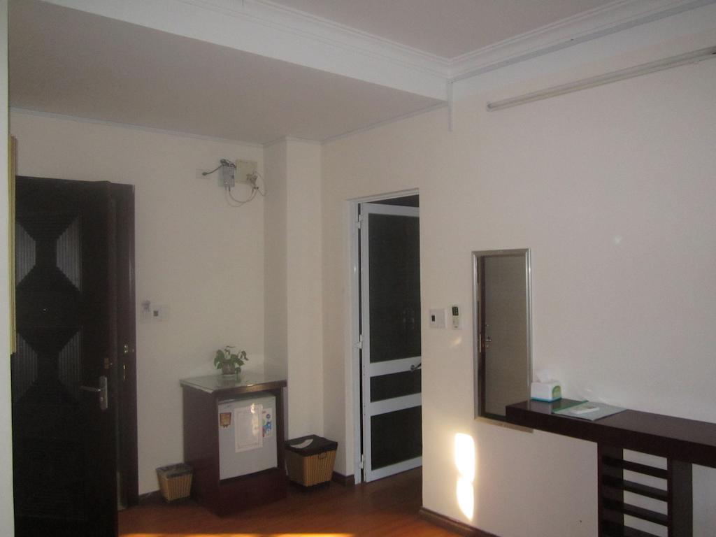 Nhiet Doi Hotel Tuy Hoa Zimmer foto